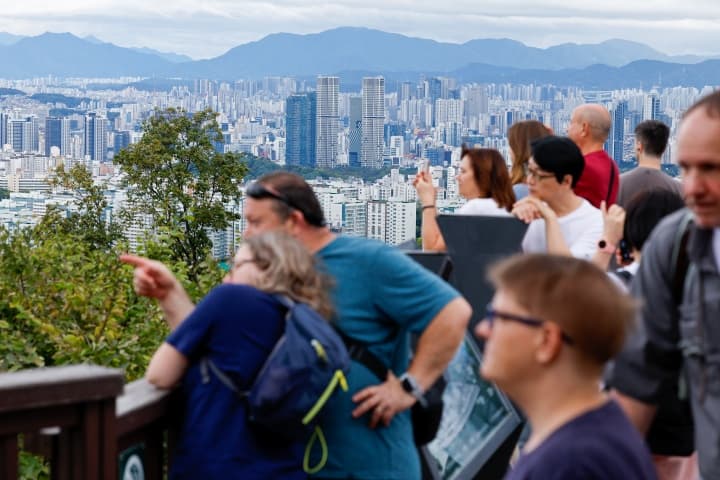 외국인 토지거래허가제 시행 후 서울 주택 거래 감소